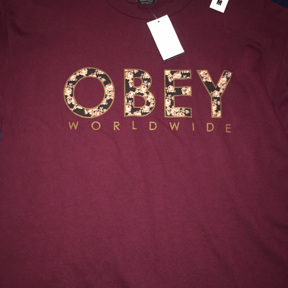 Tee shirt